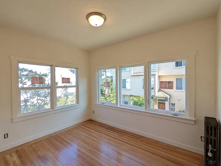 2423 Blake Street — Photo 34