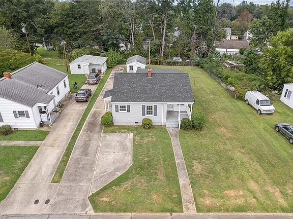 4th image of 1527 Andover Ave