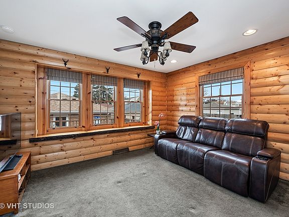 5th image of 3640 N Nordica Ave