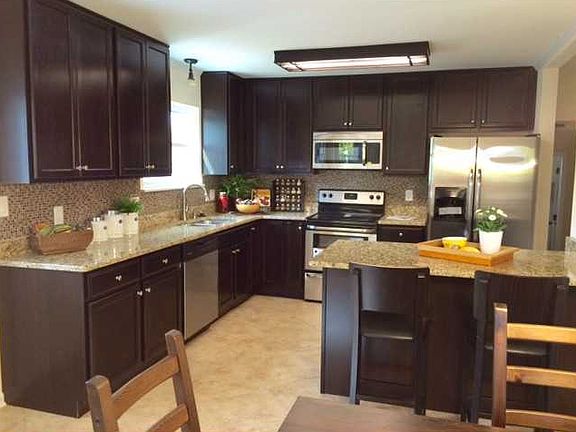 5th image of 7 Ponderosa Dr