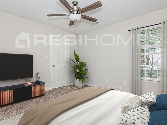 5th image of 603 Betty St
