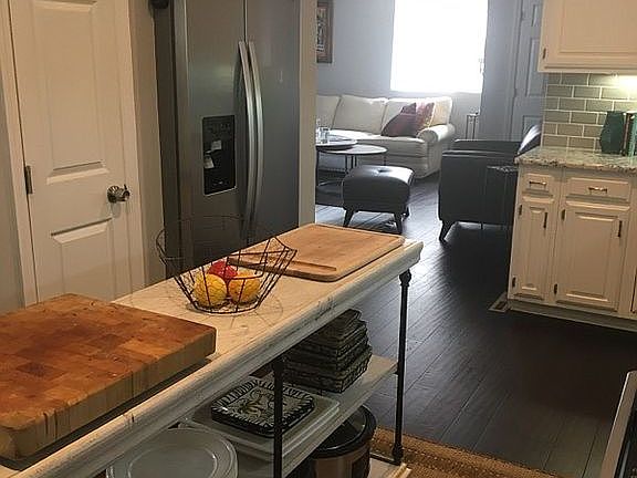 4th image of 1348 Orleans Dr
