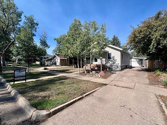 3rd image of 1405 16th Ave