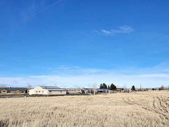 3rd image of 80071 Countryside Rd