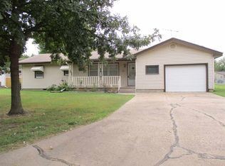1606 N B St, Wellington, KS 67152