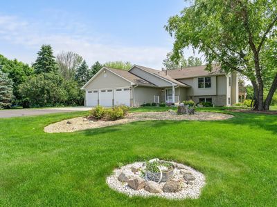 205 Midwest Ave N, Lake Elmo, MN, 55042