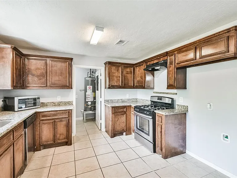 7106 Pinetex Dr — Photo 13