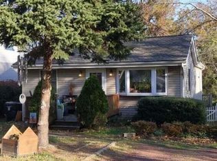 11 Powell Ave, Atlantic Highlands, NJ 07716