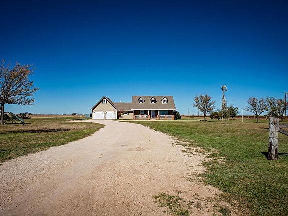 3rd image of 3647 County Road 10