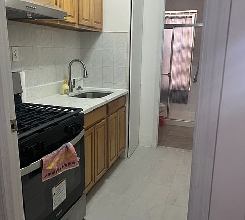 5th image of 45 Catherine St APT 7