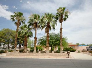 8062 Red Barn Dr, Las Vegas, NV 89123