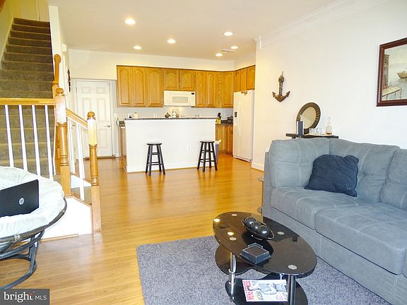3rd image of 14724 Potomac Branch Dr