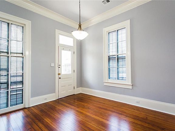3rd image of 2400-02 Constance St