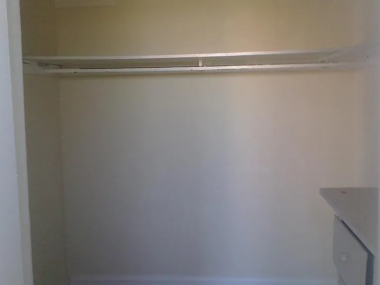 6350 N Wayne Ave #304 — Photo 9
