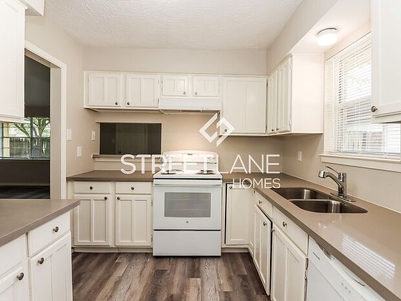 5th image of 2755 N Camden Pkwy