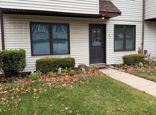 39 Raily Ct, Staten Island, NY 10312