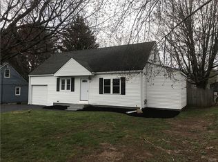 106 Carlton Dr, North Syracuse, NY 13212