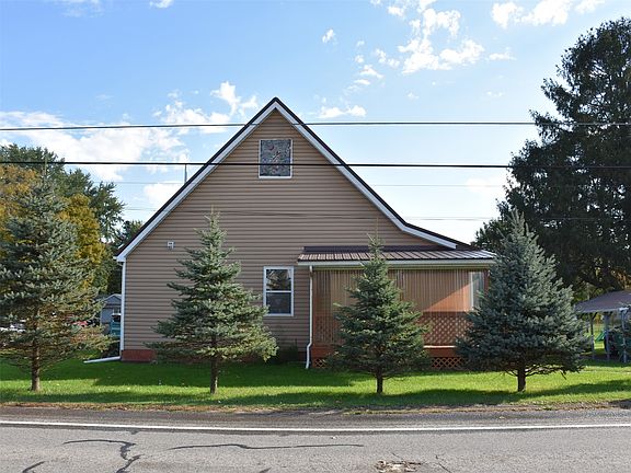 3rd image of 6668 Main St