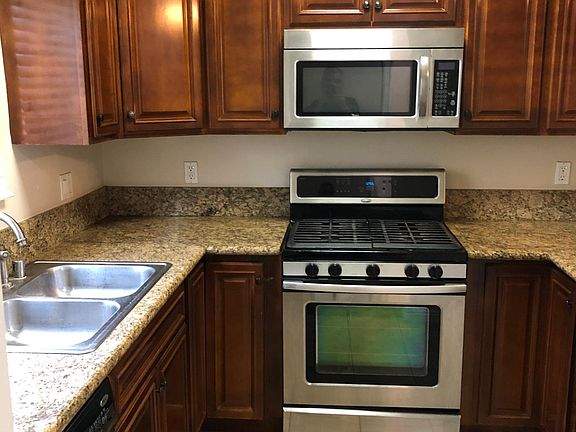 3rd image of 624 E San Jose Ave Unit 104