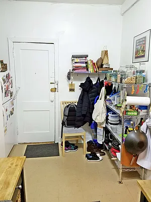 Rented by MTY Group, Inc | media 4