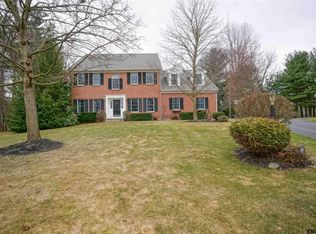 4 Windham Ct, Halfmoon, NY 12065