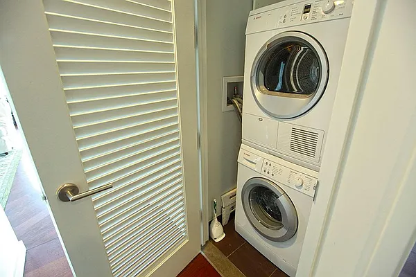 Rented by Keller Williams NYC | media 7