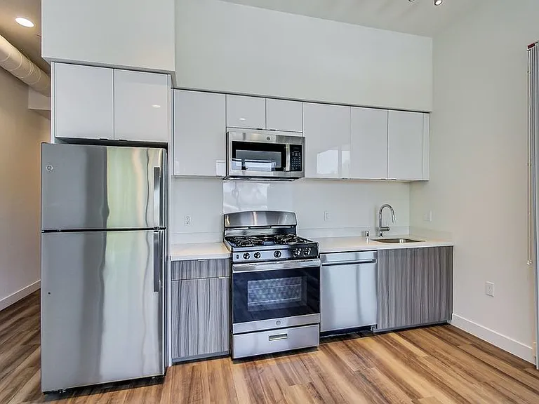 950 Lofts — Photo 117