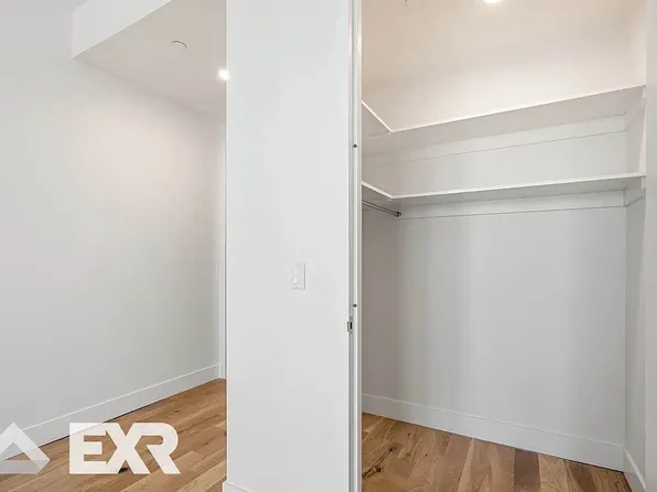 69 Adams Street image 6 of 19