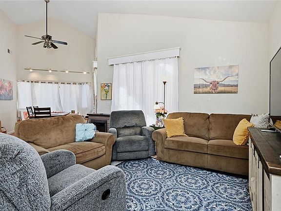 5th image of 17905 Bunker Rd