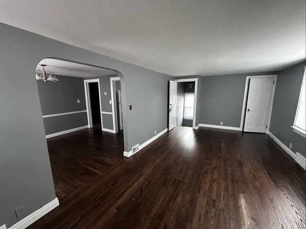 4245 Chester Dr, Youngstown, OH 44512