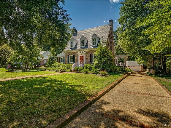 4th image of 4402 Newport Dr