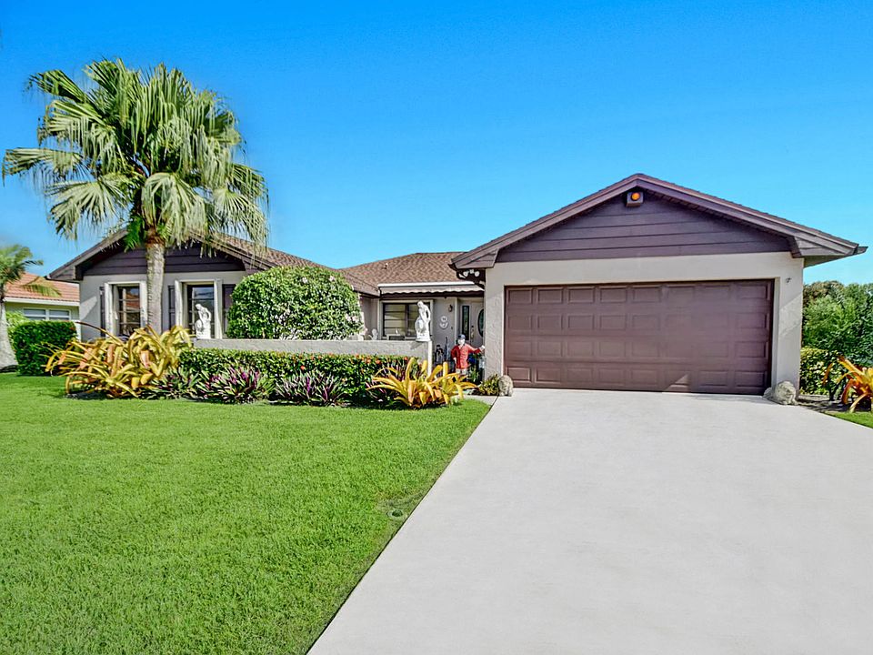 1st image of 10573 Pineada Cir