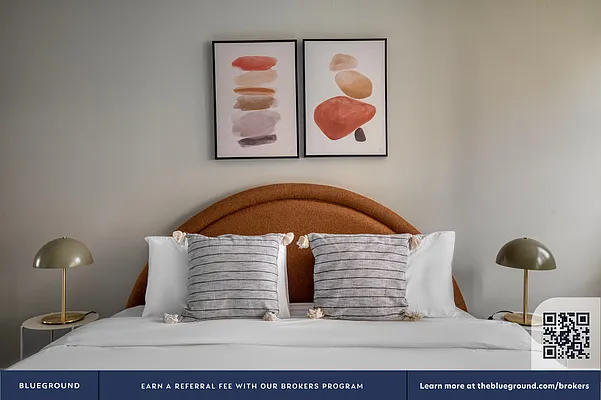 Rented by The Blueground | media 21