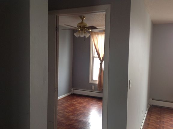 2nd image of 1426 Bryant Ave #2