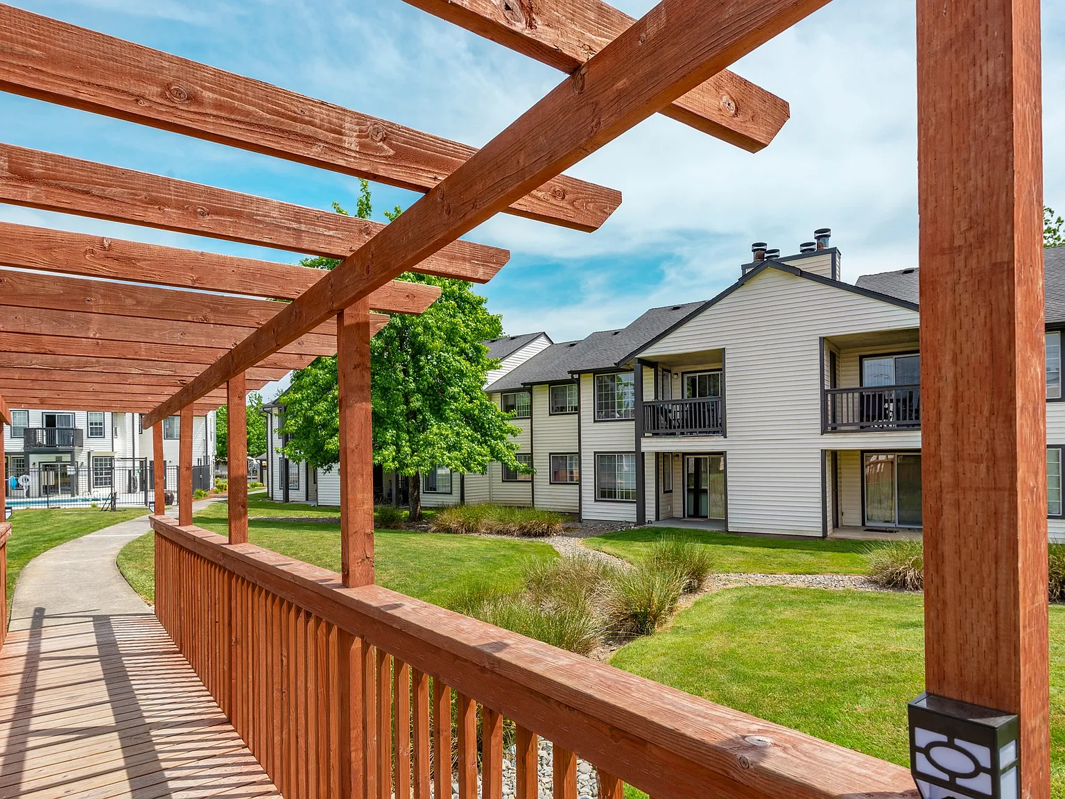 Chinook Park Apartment Homes — Photo 3