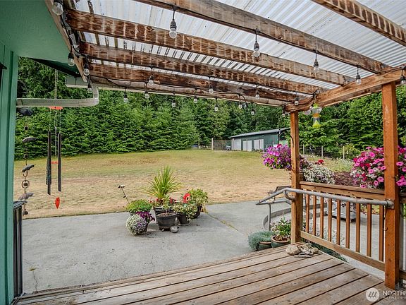3rd image of 561 Cedar Hill Road