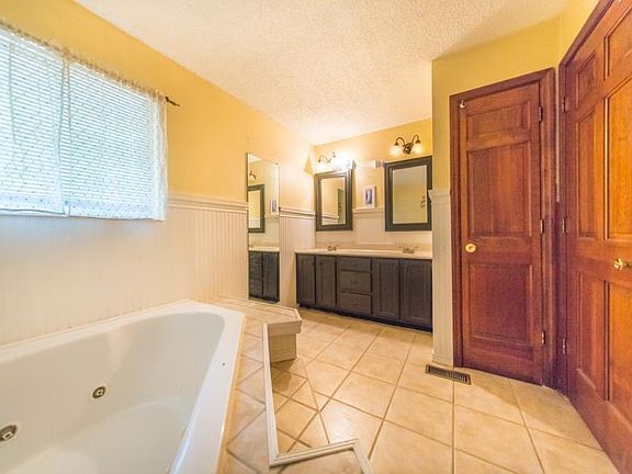 5th image of 1258 Stephenridge Dr