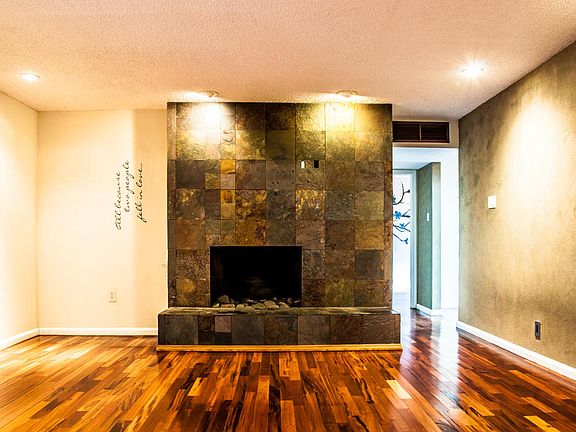 5th image of 5740 Oak Cliff Dr