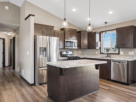 3rd image of 1080 Mitchell Ave