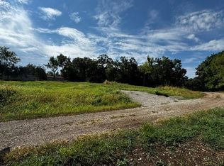 17 Hillcrest Ln, Linn Valley, KS 66040