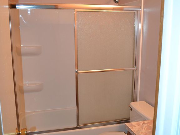 5th image of 2109 Coventry Dr