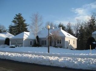 10 Duck Pond Ln, Merrimack, NH 03054