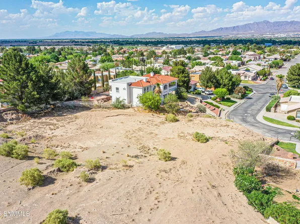 126 Cherry Hill Ln, Santa Teresa, NM 88008