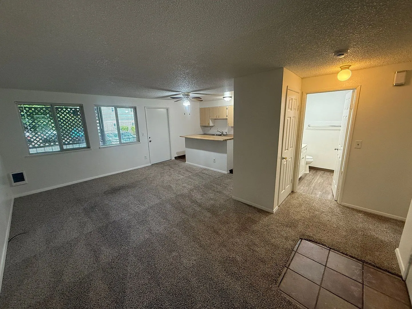 The Firs Apartments — Photo 4