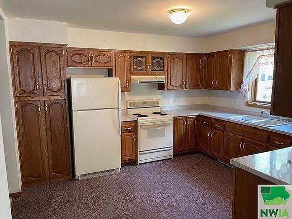 2nd image of 306 Haven Ave