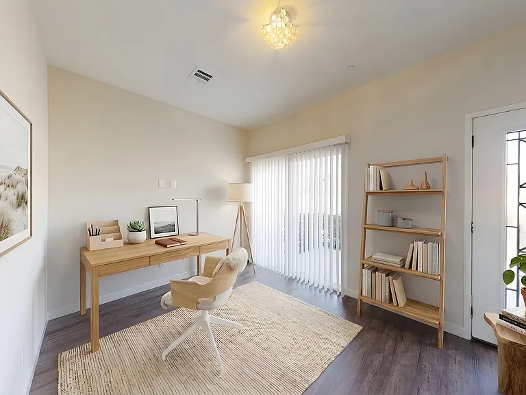 1203 W Gardena Blvd #C — Photo 7
