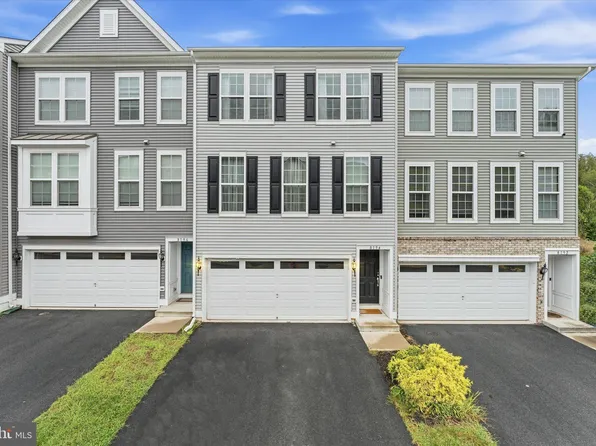 8194 Maude Ln, Manassas, VA 20110