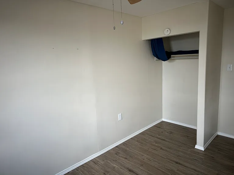 1701 Brownsville Rd #1 — Photo 14