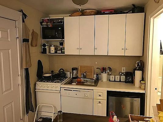 5th image of 333 W 11th St APT Gr
