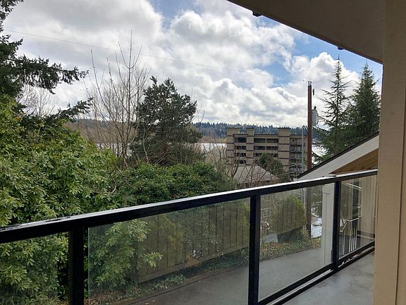5th image of 11623 91st Pl NE APT 1